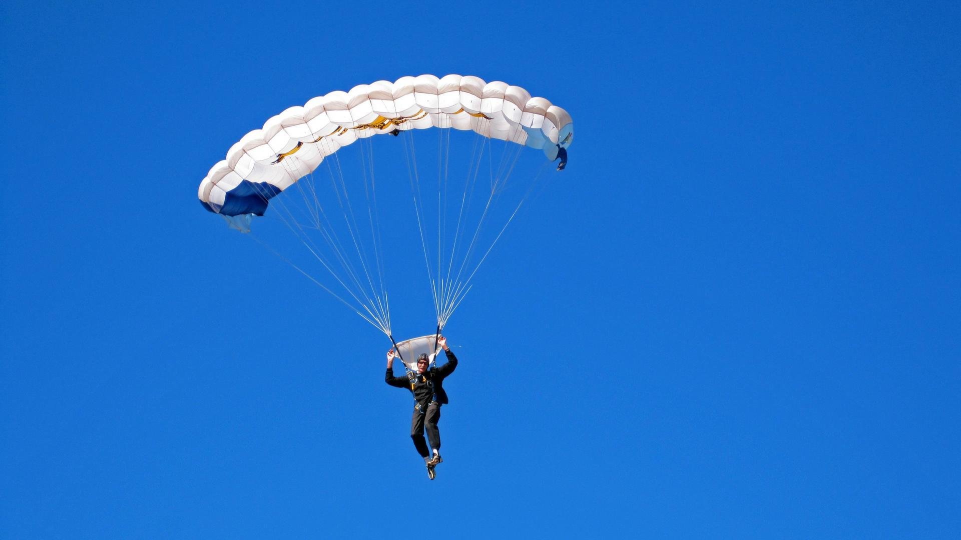 kaiyun官方入口登录-_运动现代舞:舞动青春的节奏_,2020年舞动青春现代舞蹈视频